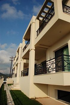 Sugar And Almond - Luxury Apartments Agios Stefanos Avliotes  Exterior photo